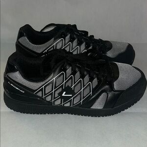 Legend HPX rain shoes NWOB size 10.5